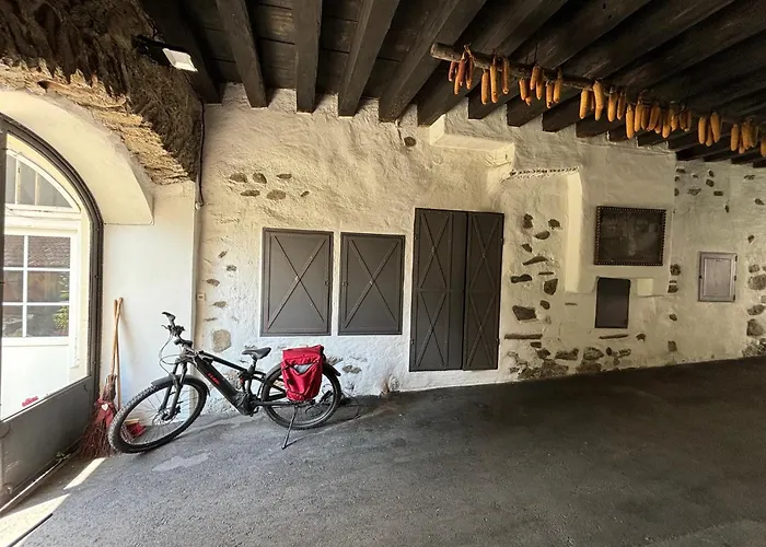 Haus Hoehr דירה *